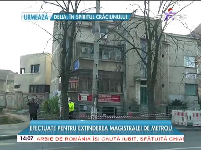 Teren surpat &icirc;n zona Eroilor din Capitală, din cauza lucrărilor la metrou! zeci de oameni au foste evacuţi din locuinţe