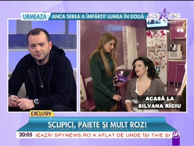 O vedetă de la noi are o casă de vis! Toate camerele sunt roz şi mov, iar baia...