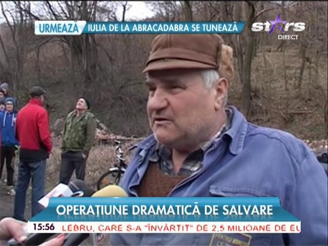 Operaţiune dramatică de salvare! A căzut &icirc;ntr-un puţ de 90 de metri