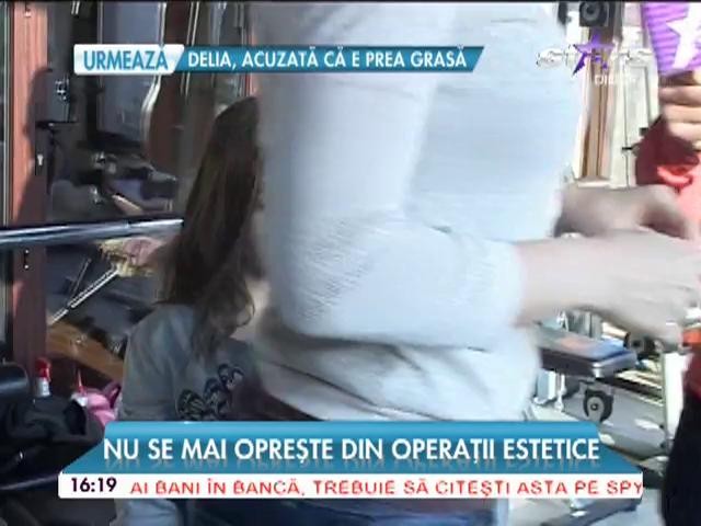 Nu se mai opreşte din operaţii estetice! Ar face orice ca să arate perfect!