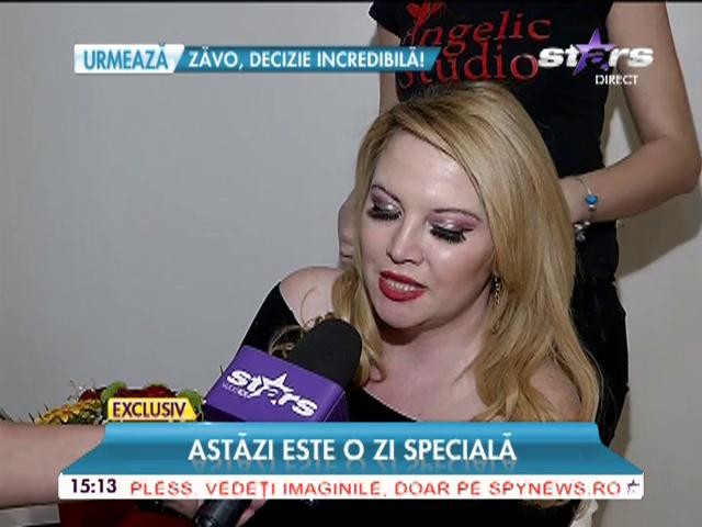 Oana Lis, tristă de ziua ei de naştere: "Am nişte sentimente contradictorii. Dar nu o să stau acum &icirc;n casă, neplălată pe cap!"