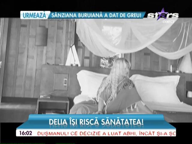 Delia &icirc;şi riscă sănătatea! Artista nu mai are voie să c&acirc;nte