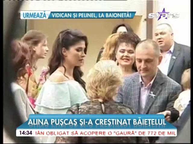 Primele declaraţii ale Alinei Puşcaş şi ale tatălui copilului ei despre botezul fiului lor! Cum a decurs evenimentul şi cum s-a purtat Alexandru c&acirc;nd a fost scufundat &icirc;n cristelniţă