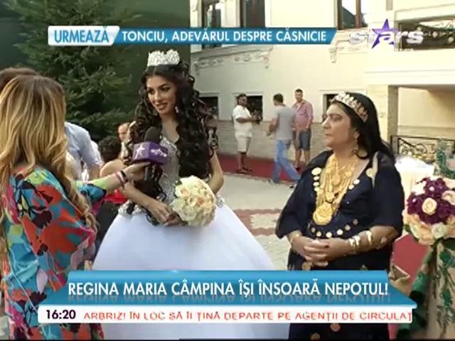 Regina Maria C&acirc;mpina &icirc;și &icirc;nsoară nepotul preferat
