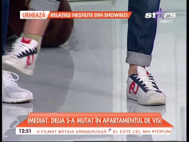 S-a accidentat grav la picior, dar asta nu l-a &icirc;mpiedicat să urce pe scenă! Un artist de la noi şi-a pus viaţa &icirc;n pericol pentru carieră: "Am c&acirc;ntat aşa 40 de minute!"