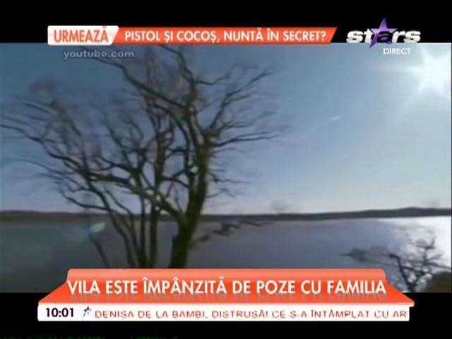 Pășiți cu &icirc;ncredere &icirc;n casa lui Bon Jovi. Vila este &icirc;mp&acirc;nzită de poze cu familia