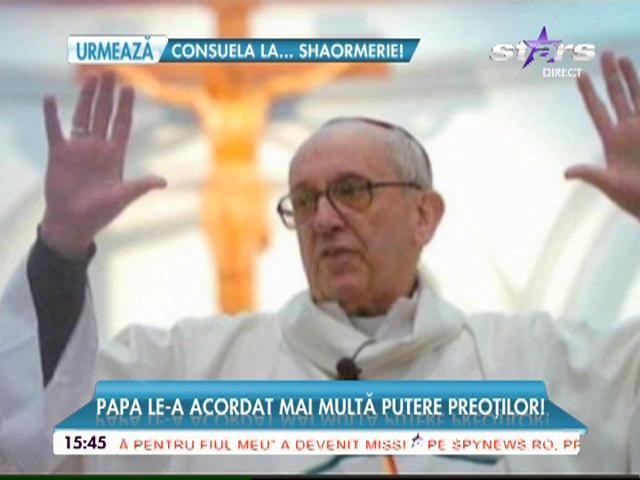 Papa Francisc a anunţat că permite preoţilor să ierte femeile care au făcut avort