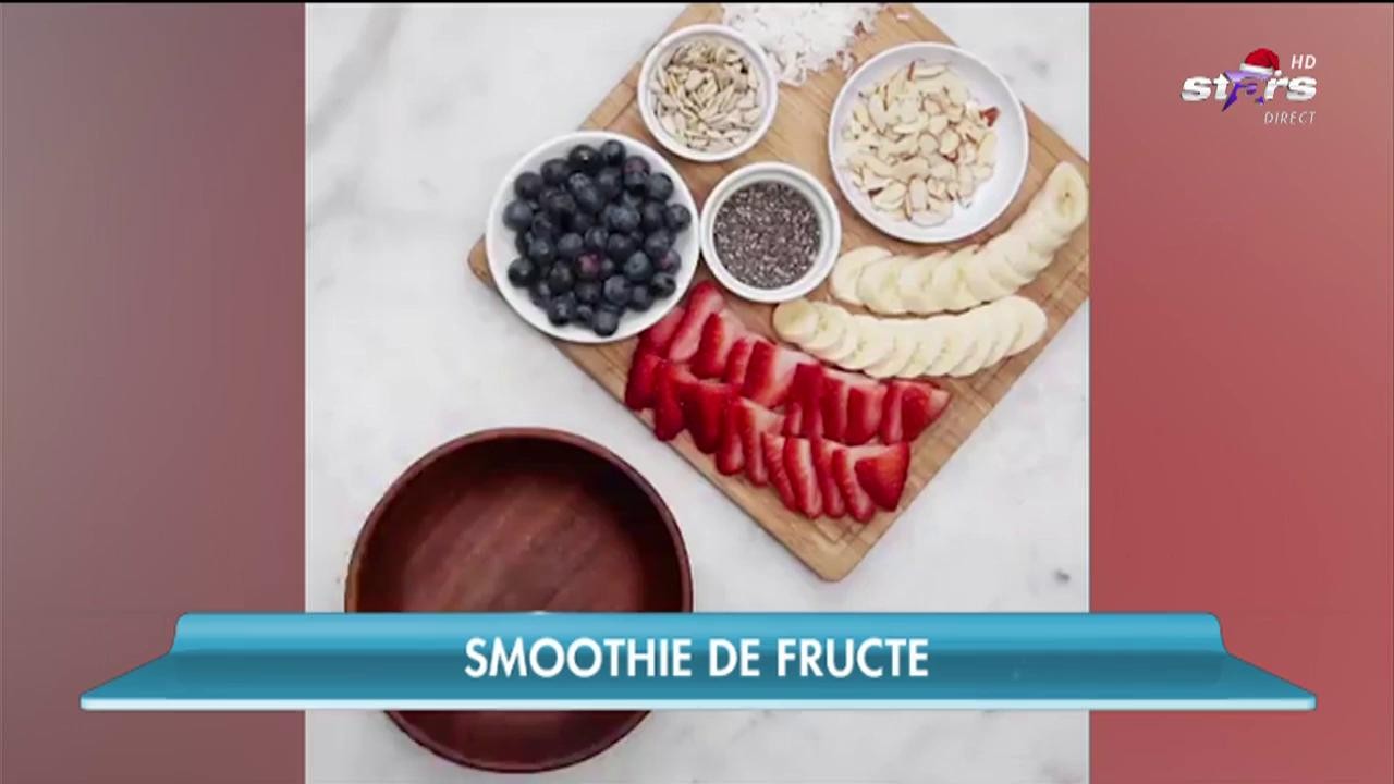 Un deliciu! Smoothie de fructe
