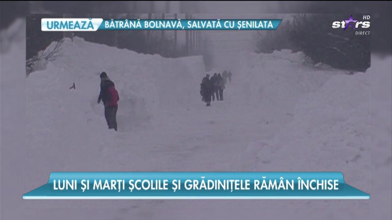 Viscolul prelungește vacanța de iarnă. Luni și marți școlile și grădinițele răm&acirc;n &icirc;nchise