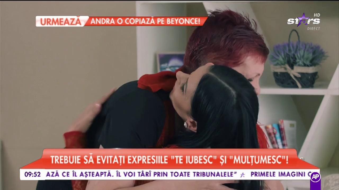 Video emoţionant! Raluca Dumitru, &icirc;n lacrimi pentru mama ei: "I-aș da toți anii mei ca să-mi fie alături"