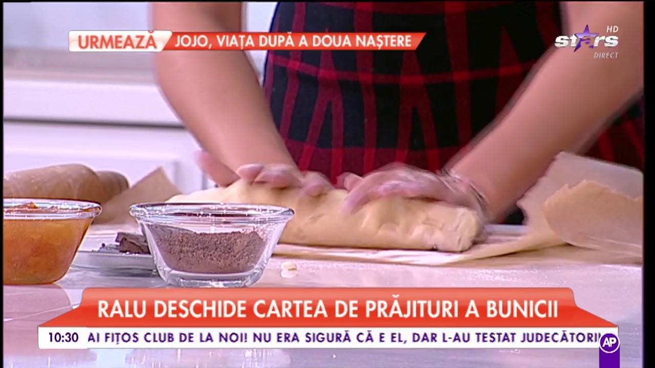 Natalia Mateuţ, ia lecţii de la colega ta, Raluca Dumitru! Cum se pregăteşte aluatul pentru fursecuri, nuci umplute
