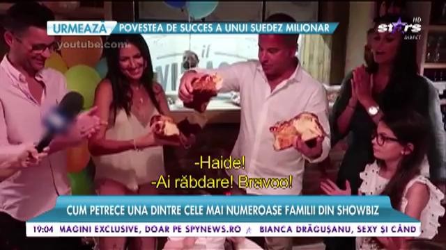 Mare petrecere &icirc;n familia Ancăi Serea şi a lui Adi S&icirc;nă. Cei doi i-au tăiat moţul fiului lor, Moise
