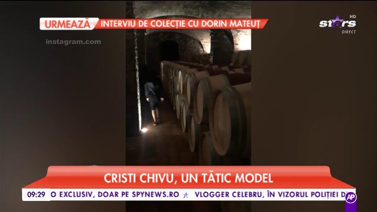 Adelina și Cristi Chivu sunt părinți cu normă &icirc;ntreagă. Și-au dus fiicele să vadă cum se culeg strugurii