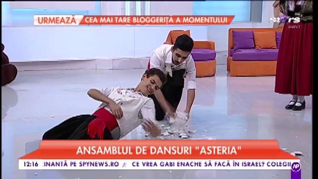 Ansamblul de dansuri &bdquo;Asteria&rdquo;, &icirc;n platoul matinalilor