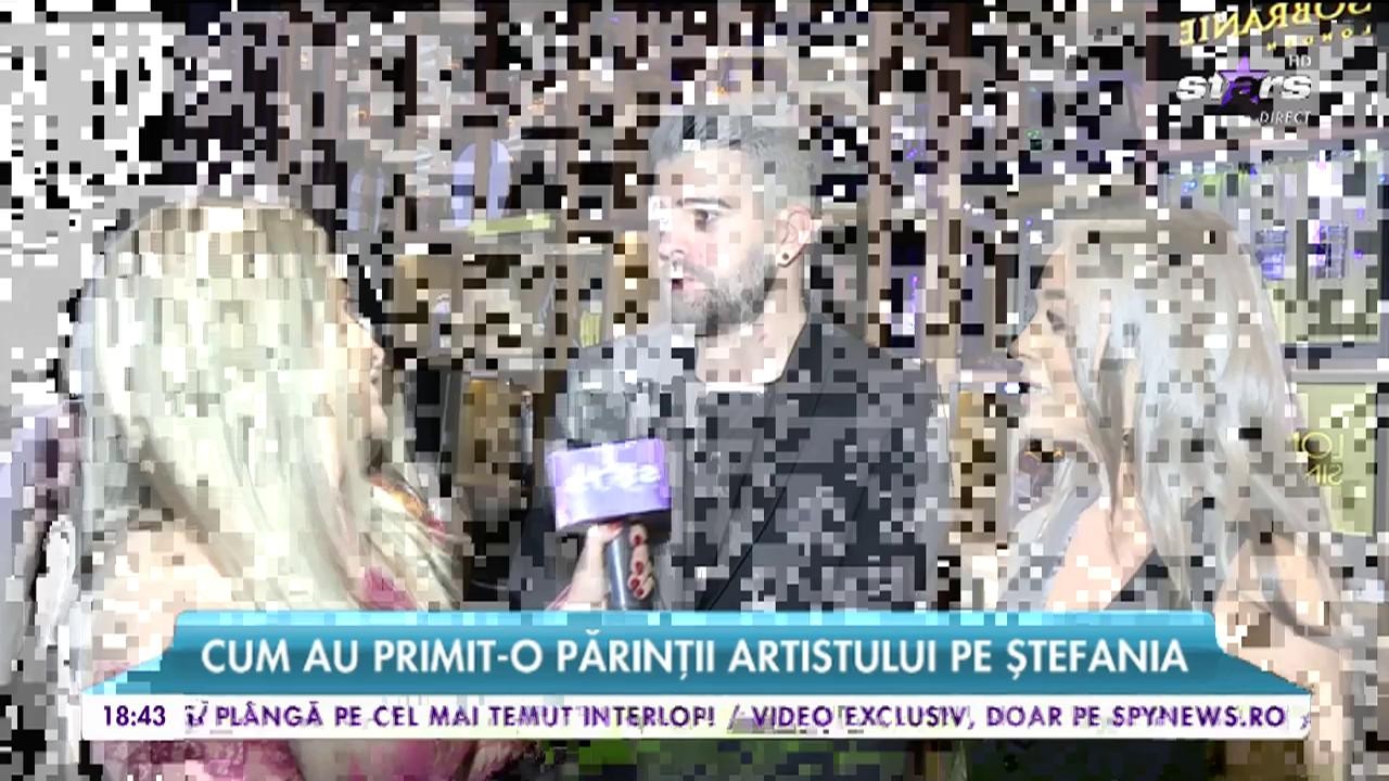 Speak a dus-o pe Libelula acasă! Cum au primit-o părinții artistului pe Ștefania