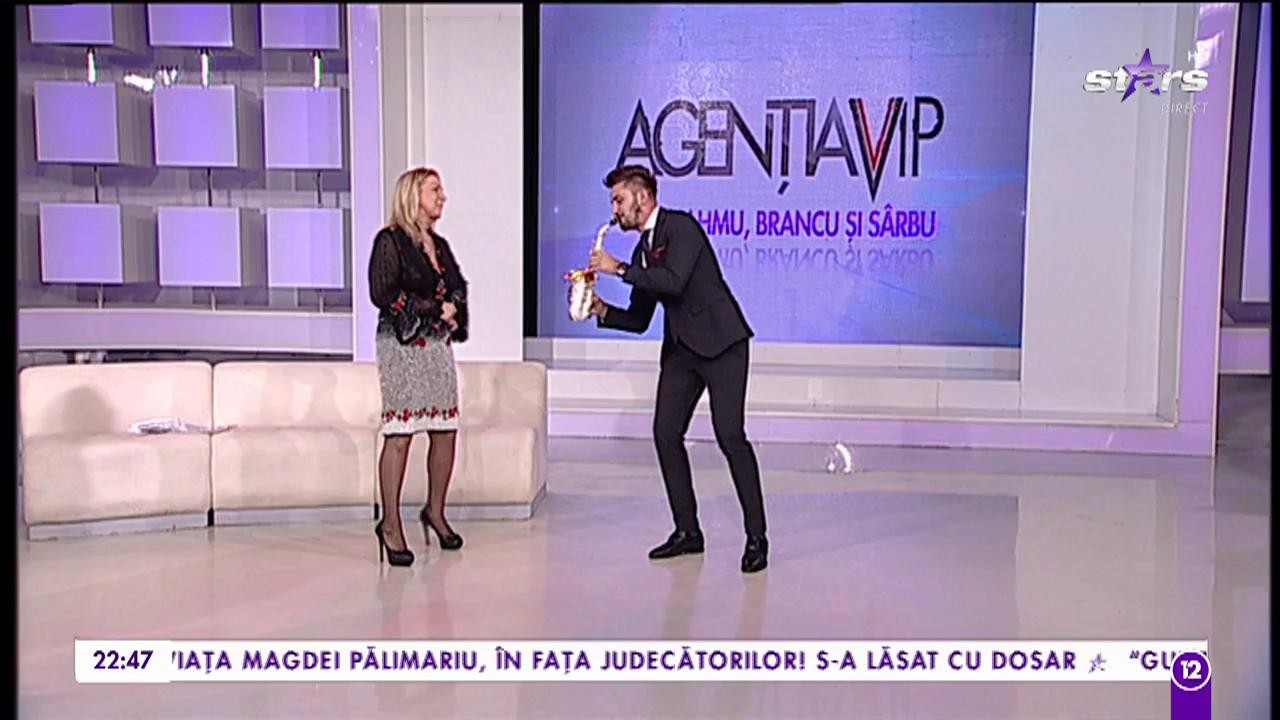 Carmen Șerban, alături de Mihail, c&acirc;ntă una din cele mai apreciate piese ale ei, &rdquo;Fiecare om are crucea lui&rdquo;