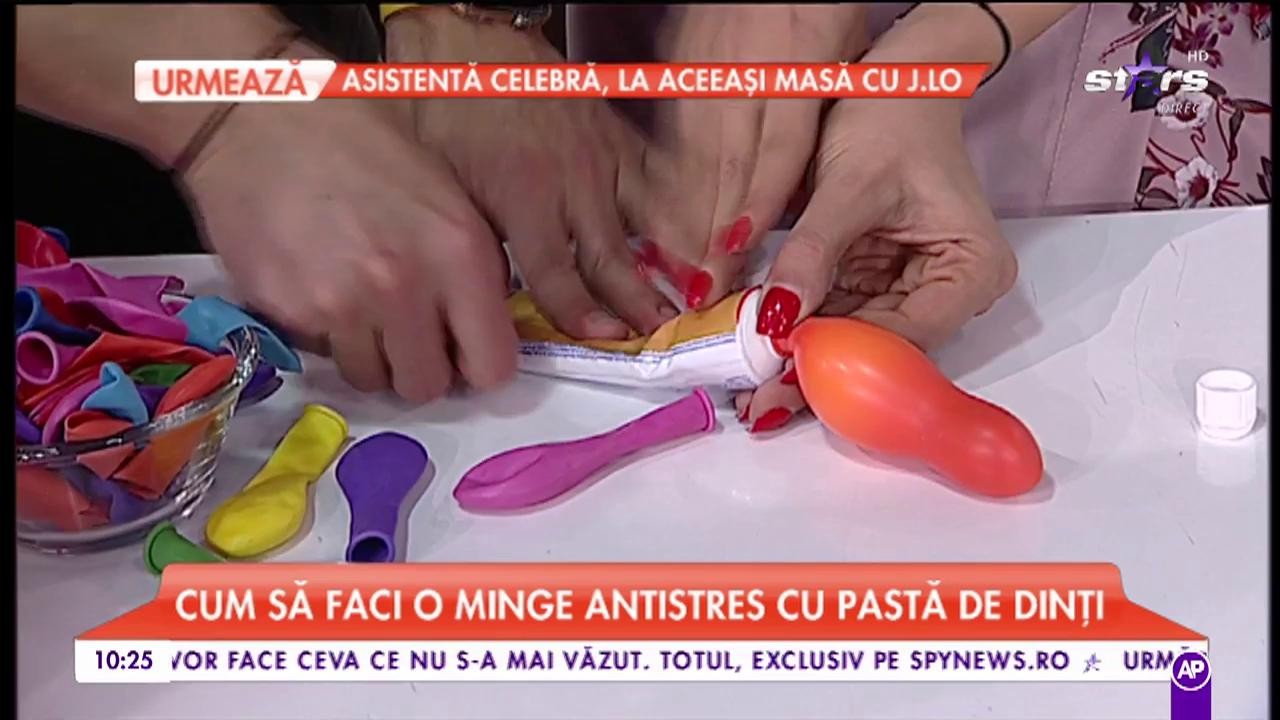 Cum să faci o minge antistres cu pastă de dinţi