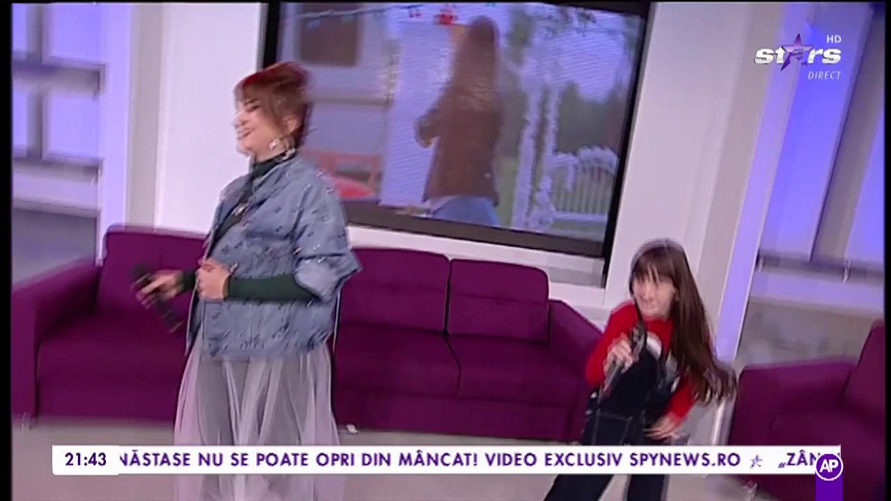Adda, cea mai fericită mămică. Vedeta c&acirc;ntă alături de fetița ei