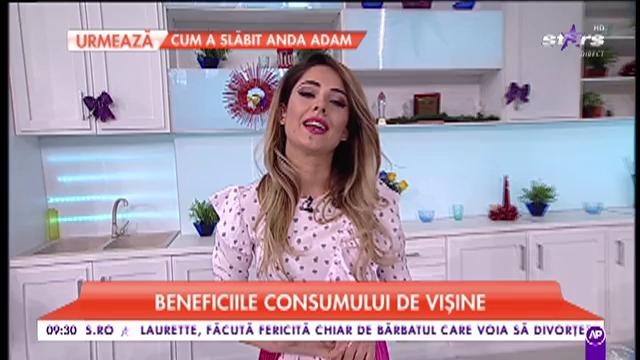 Roxi ne pregătește „Mozaic cu fructe”