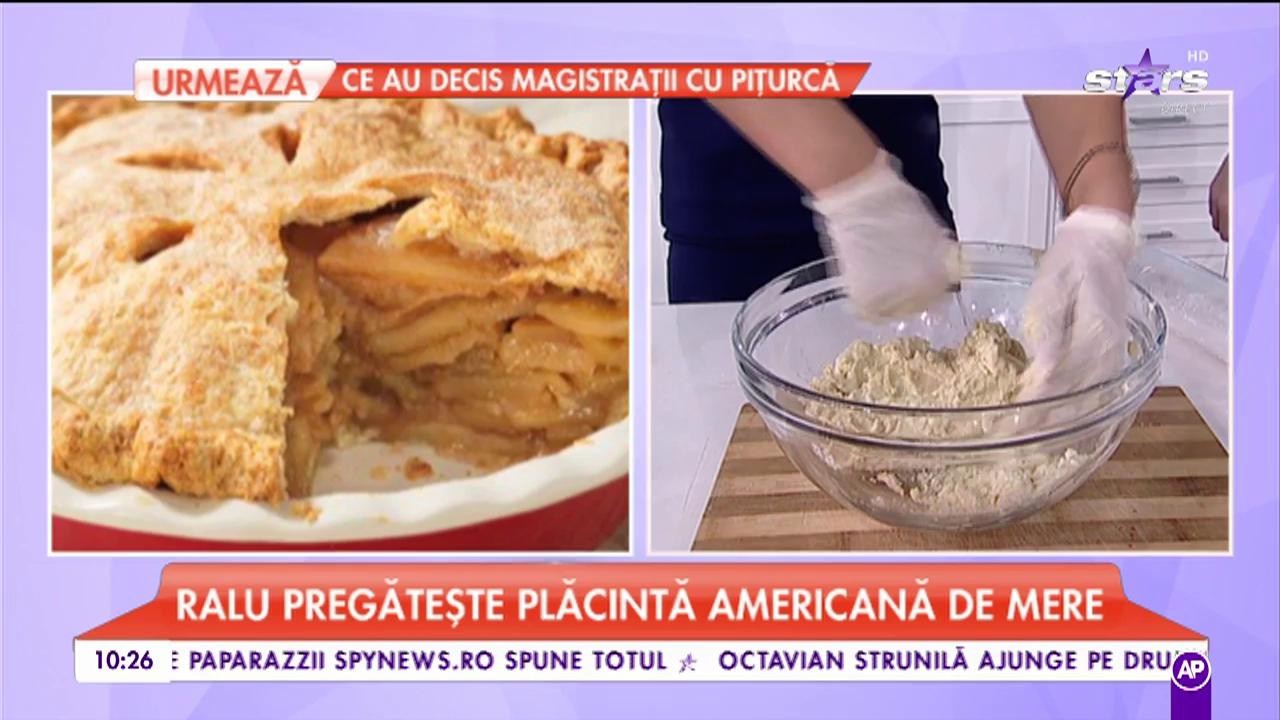 Ralu pregătește plăcintă americană de mere