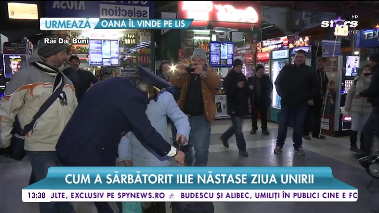 Cum a sărbătorit Ilie Năstase Ziua Unirii. Nu putea să lipsească din peisaj o blondă