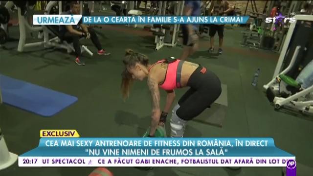 Cea mai sexy antrenoare de fitness din România, surprinsă în timpul antrenamentului