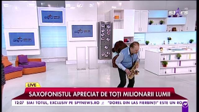 Saxofonistul apreciat de toți milionarii lumii, cântă live melodia „Perfect”