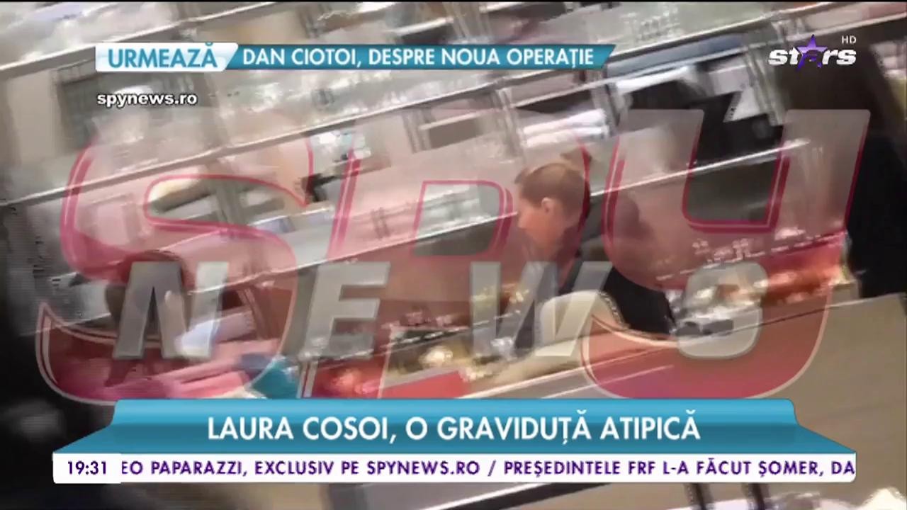 Laura Cosoi, o graviduță atipică. Ce pofte neobișnuite are blonda &icirc;nsărcinată &icirc;n 7 luni