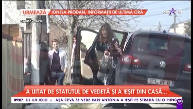 Imagini rare cu Antonia. Asta da dovadă de curaj! A uitat de statul de vedetă şi a ieşit din casă