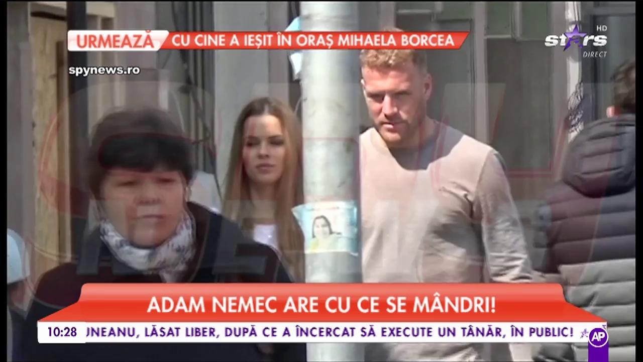 Adam Nemec are cu ce se mândri! Logodnica sa arată demențial