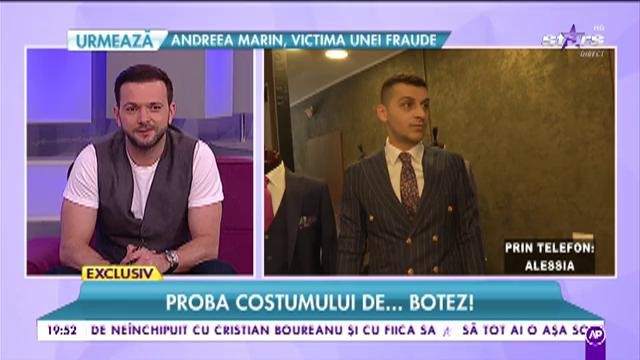 Alessia își îmbracă bebelușul la botez la fel ca tăticul, în costum!