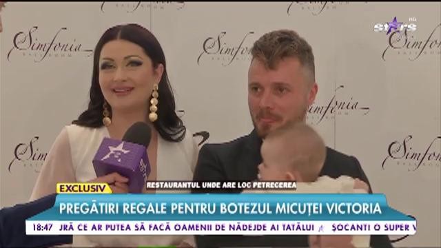 Pregătiri regale pentru botez. Micuța Victoria, aranjată ca o prințesă