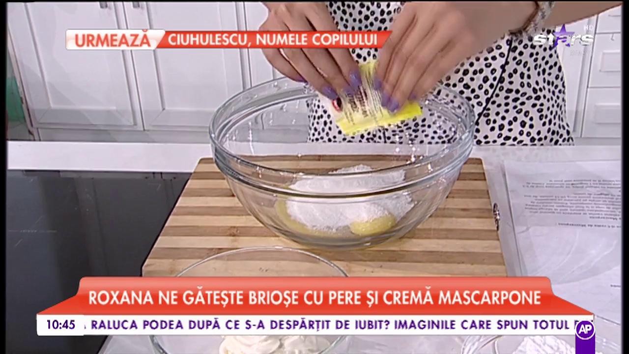 Roxana gătește brioșe cu pere și cremă mascarpone