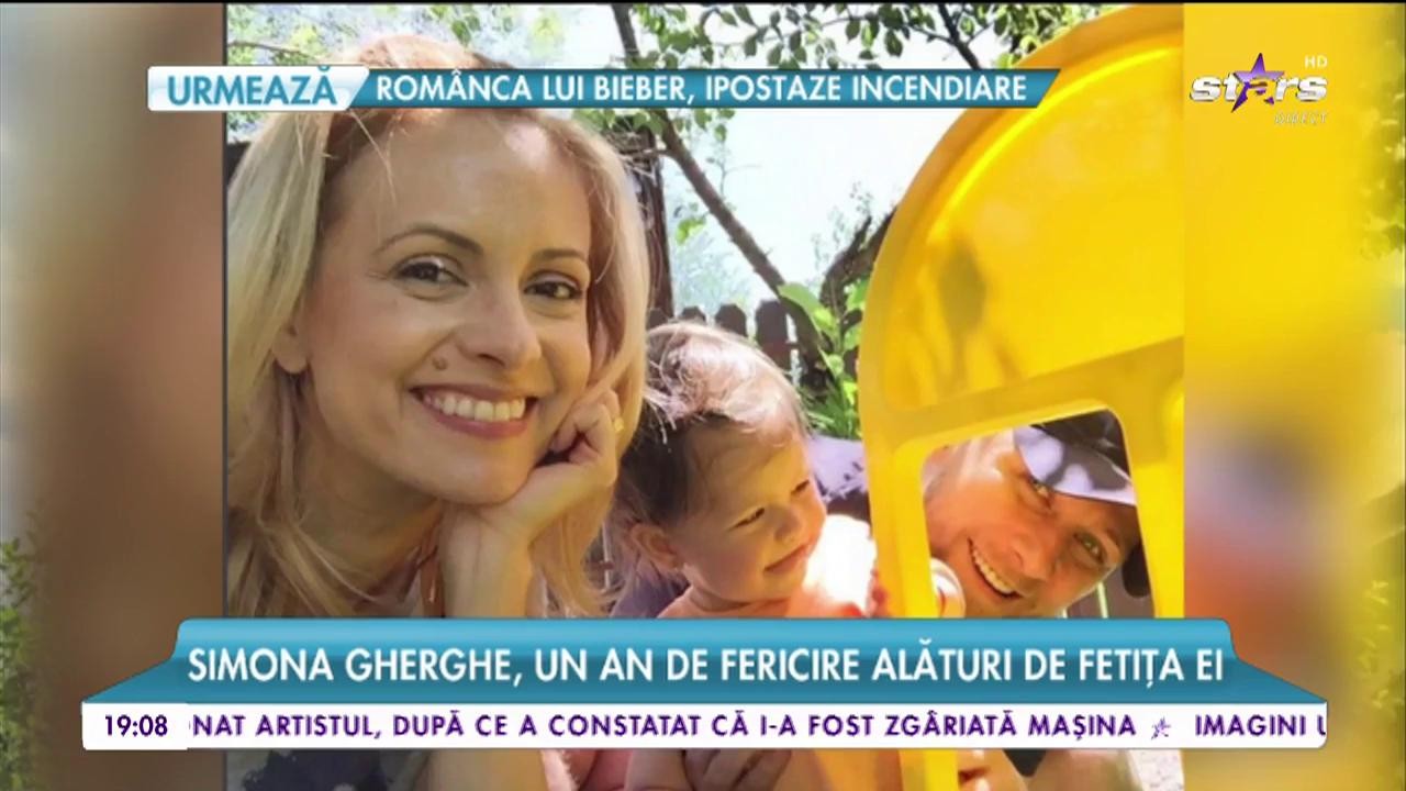 Simona Gherghe, un an de fericire alături de fetița ei. Prezentatoarea, o femeie &icirc;mplinită și o mămică fericită