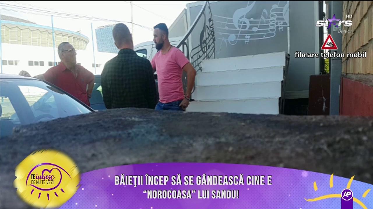 Băieții încep să se gândească cine e "norocoasa" lui Sandu! Petru: "Cred că știu cine e domnișoara, dar nu vrea să vă spun!"