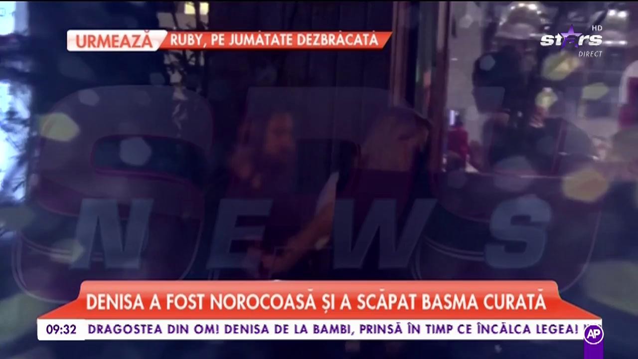 Denisa de la Bambi, prinsă pe picior greșit