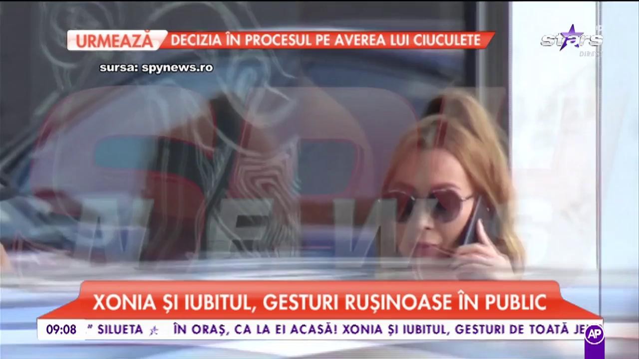 Xonia și iubiul, gesturi rușinoase &icirc;n plublic!
