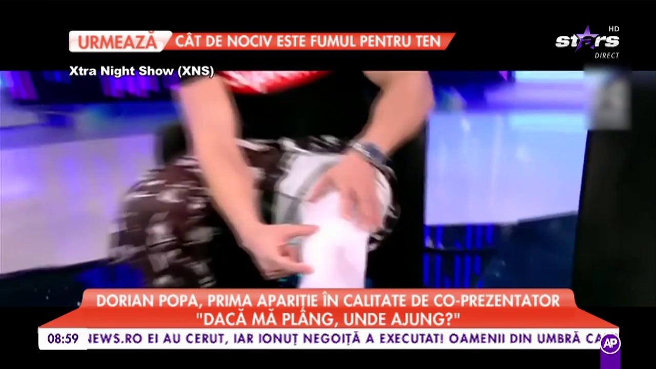 Dorian Popa, prima apariţie &icirc;n calitate de co-prezentator! A venit &icirc;n scaunul cu rotile la Xtra Night Show!