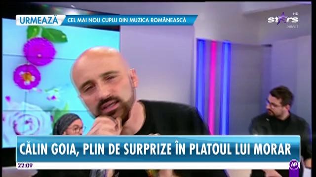 Voltaj  cântă, la "Răi, Da Buni", melodia "Amprente"