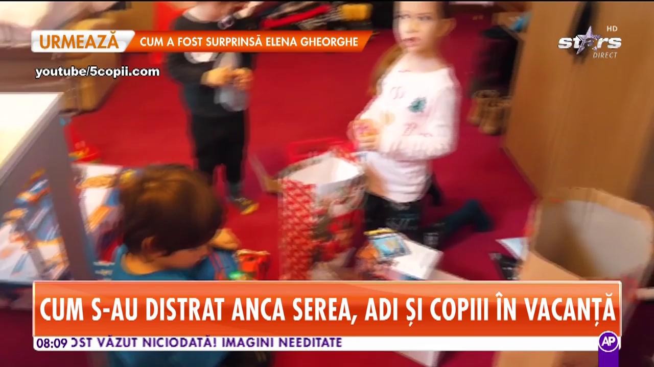 Cum s-au distrat Anca Serea, Adi S&icirc;nă și copiii &icirc;n vacanță