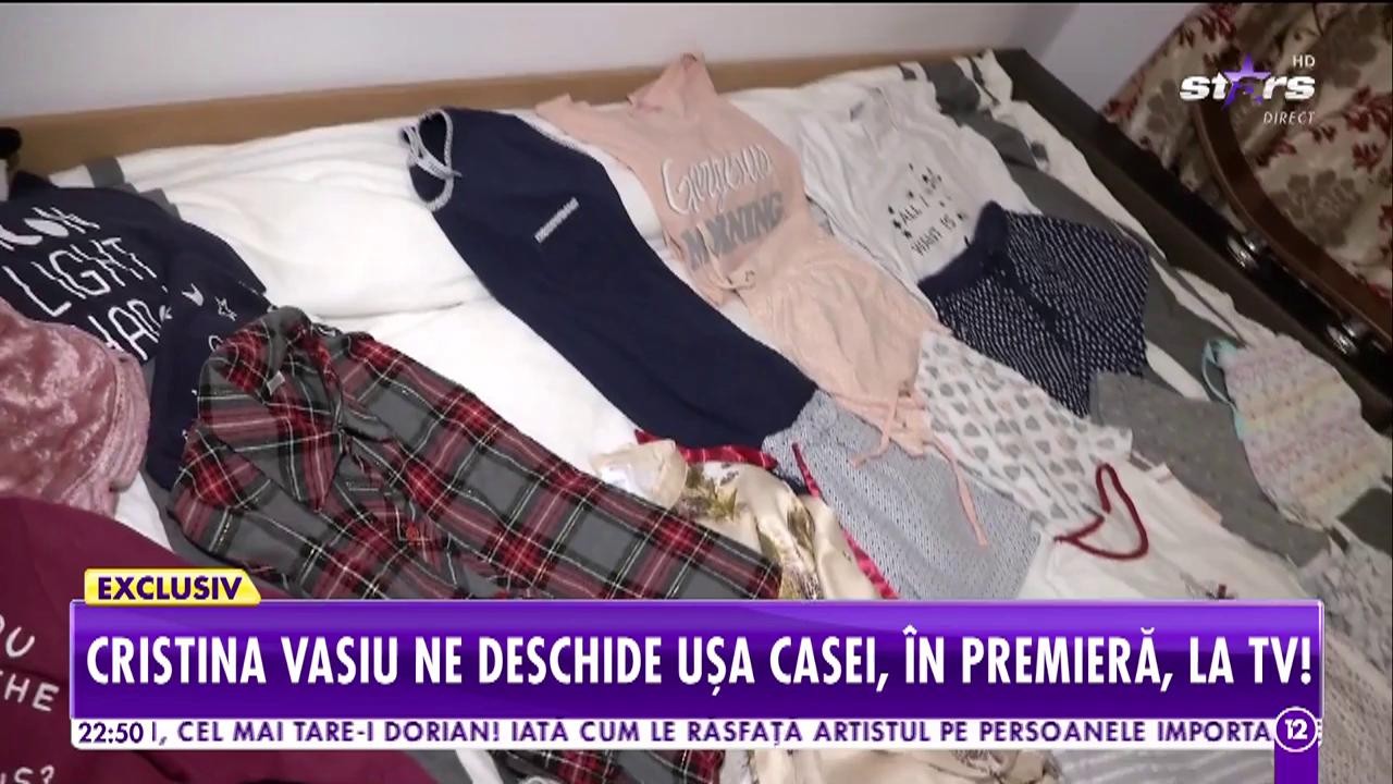 Cristina Vasiu a deschis uşa casei, &icirc;n premieră, la TV! Artista are o colecţie impresionantă de pijamale!