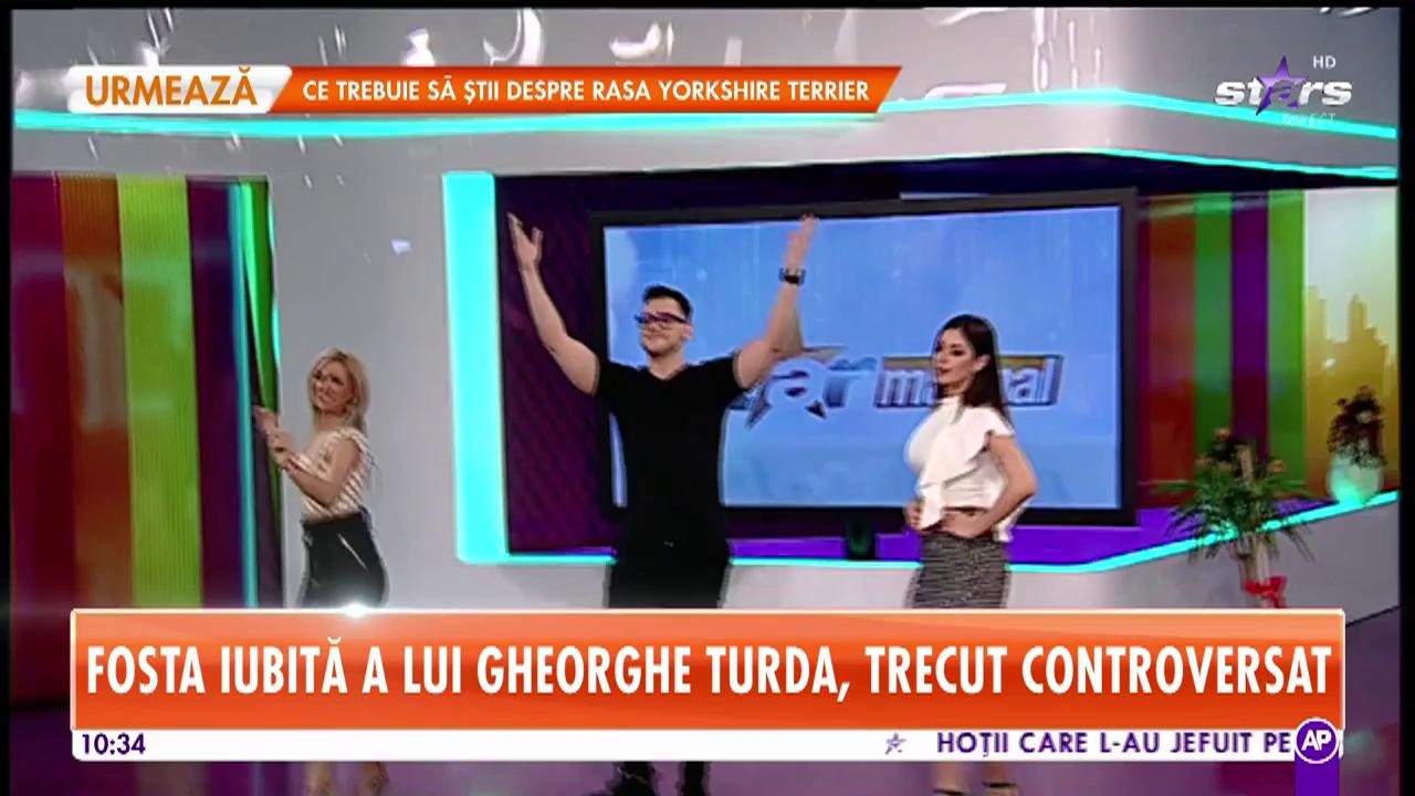 Nicoleta Voicu c&acirc;ntă la Star Matinal