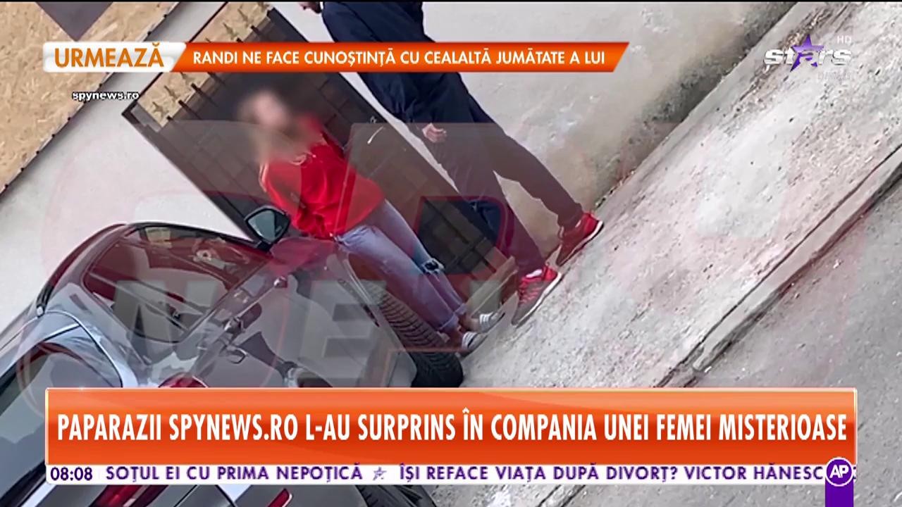 Victor Hănescu, surprins &icirc;n compania unei femei misterioase. Cu ce gesturi tandre a alintat-o tenismenul pe domnişoară