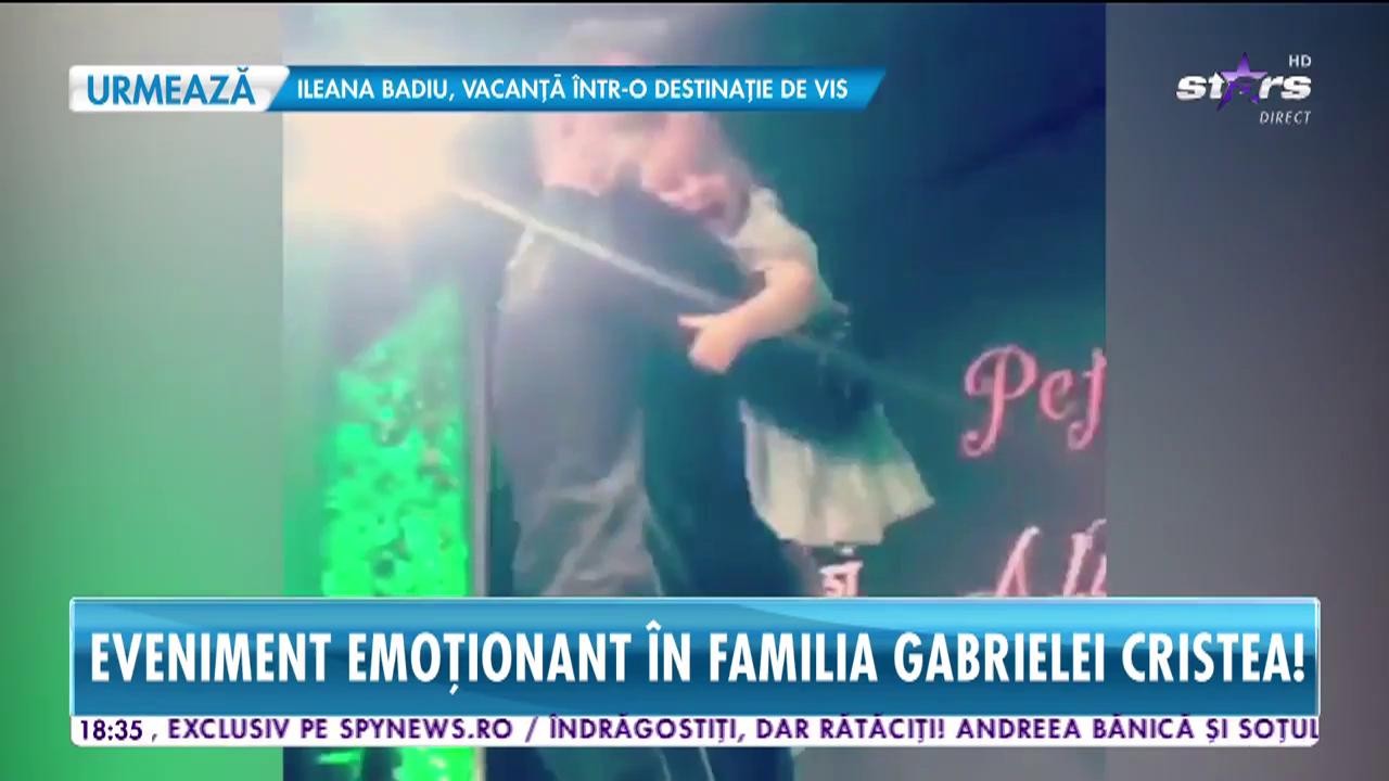 Eveniment emoționant &icirc;n familia Gabrielei Cristea! Micuţa Victoria a defilat pe podium cu tăticul Tavi