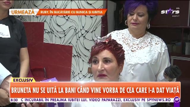 Cum o răsfață Andreea Tonciu pe mama ei: Mama mea stă toată ziua &icirc;n salon
