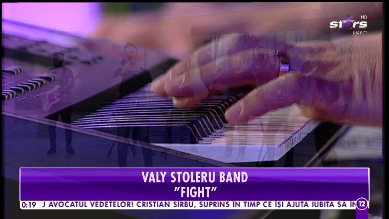 Valy Stoleru Band c&acirc;ntă melodia Fight