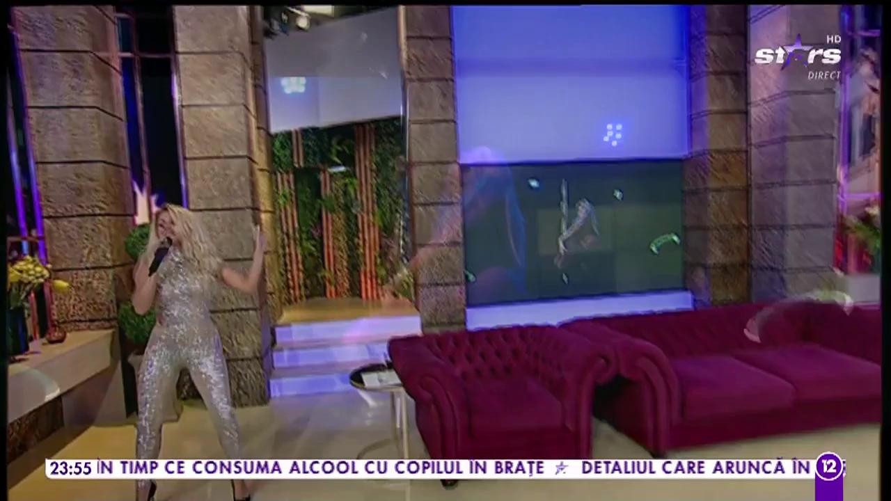 Maria Andria c&acirc;ntă la Agenția VIP