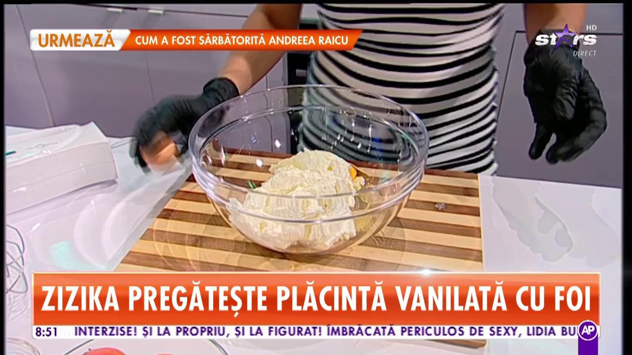 Star Matinal. Rețeta zilei! Zizika ne pregătește Placintă cu foi, br&acirc;nză dulce și caise