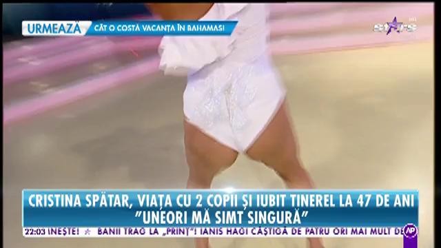 Răi da buni. Cristina Spătar c&acirc;ntă melodia Ay
