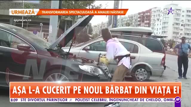 Star Matinal. Roxana Vancea, sexy &icirc;n benzinărie